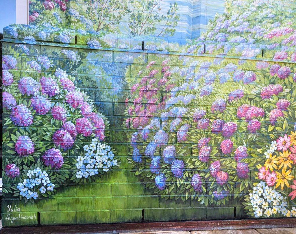 rooftop-balcony-mural-floral-foreground-detail Painted flowers and garden details in rooftop balcony mural Washington DC