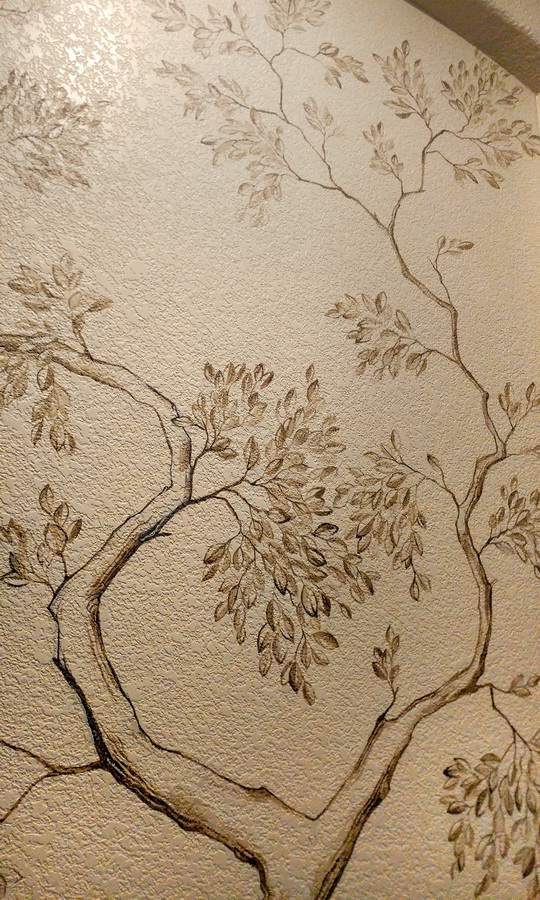 monochrome-tree-mural-golden-co-detail Detail of relief-style tree branches in monochrome mural in Golden Colorado home
