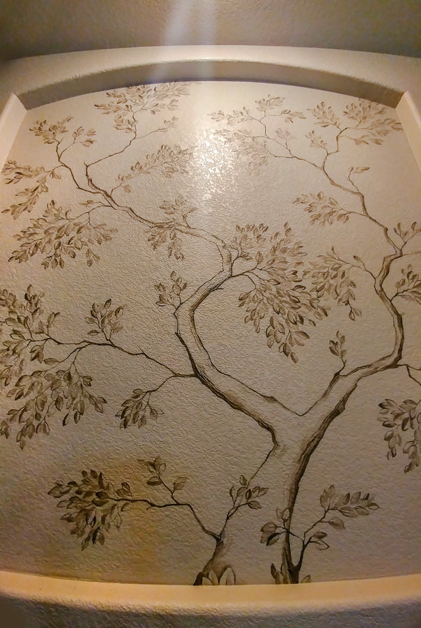 monochrome-tree-mural-texture-detail Detail of relief-style tree branches in monochrome mural in Golden Colorado home by Yulia AVgustinovich