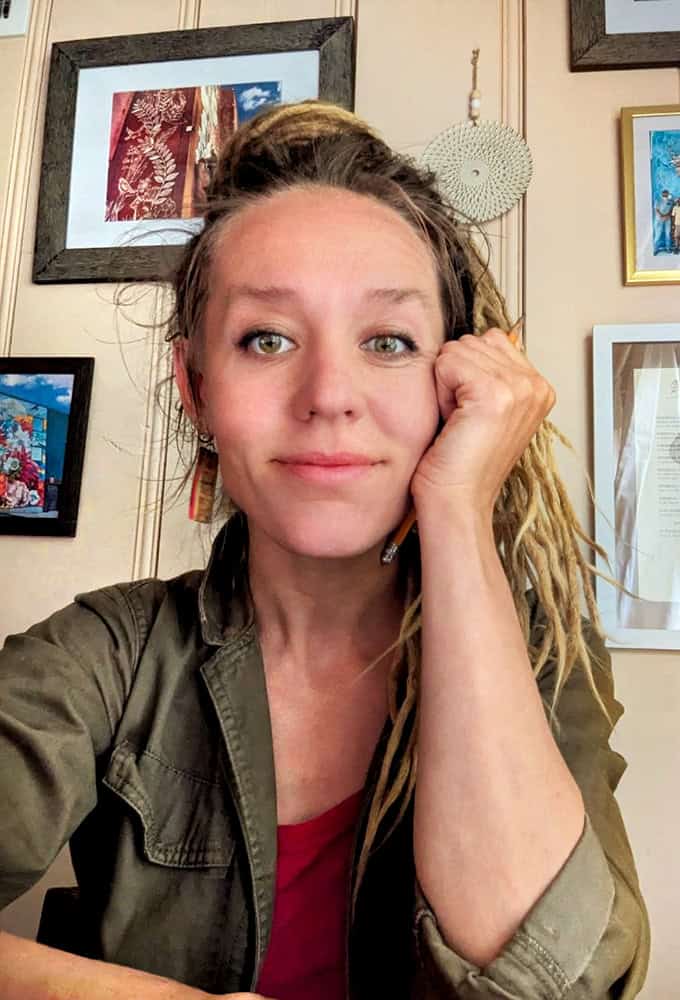 Portrait of mural artist and educator Yulia Avgustinovich.